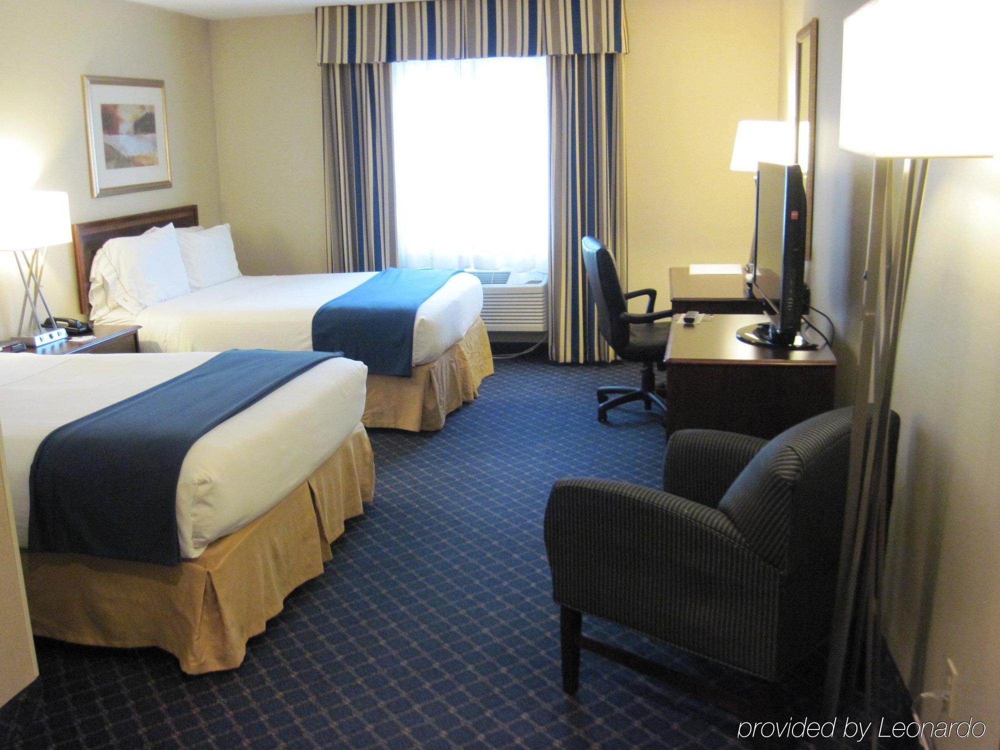Holiday Inn Express Des Moines-At Drake University, An Ihg Hotel 외부 사진